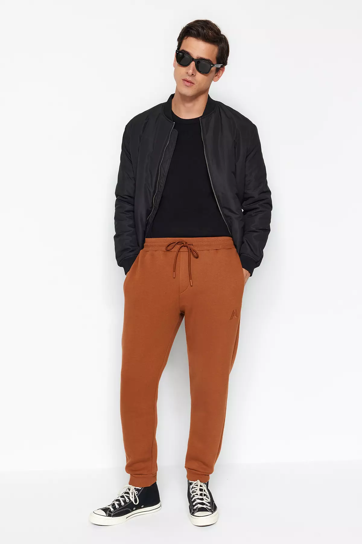 Men's Brown Men's Regular/Normal Fit Fleece Inner Letter Embroidered Sweatpants