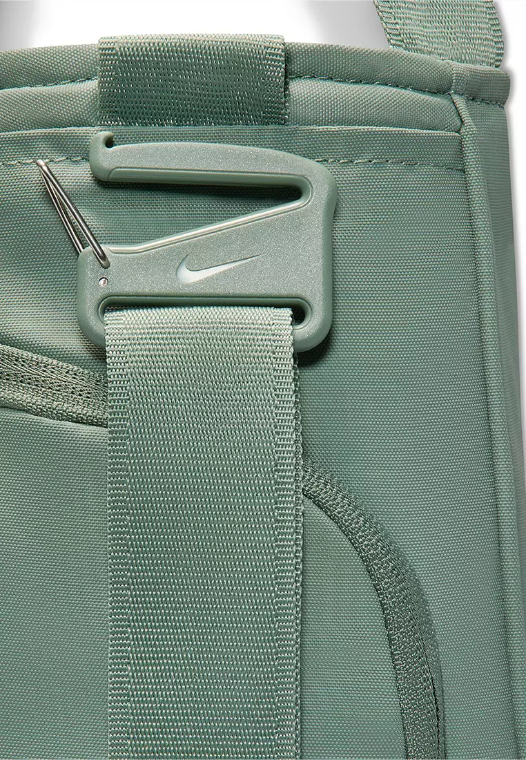 Sportswear Commute Tote Bag (20L)