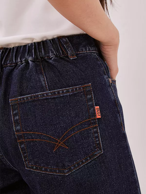 DUST Celana Pintuck Denim Lirana Medium Dark Blue Comfease (D. 39120)