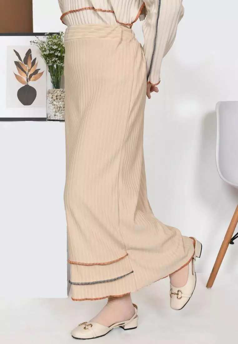 Alma Playfull Knit Skirt - Oat M18354 R24S4