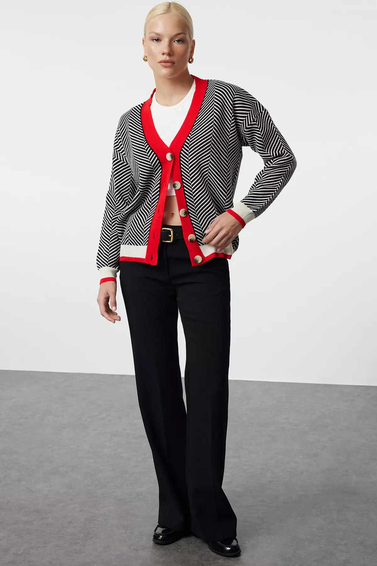 Red Wide Pattern Knitwear Cardigan TWOAW22HI0511