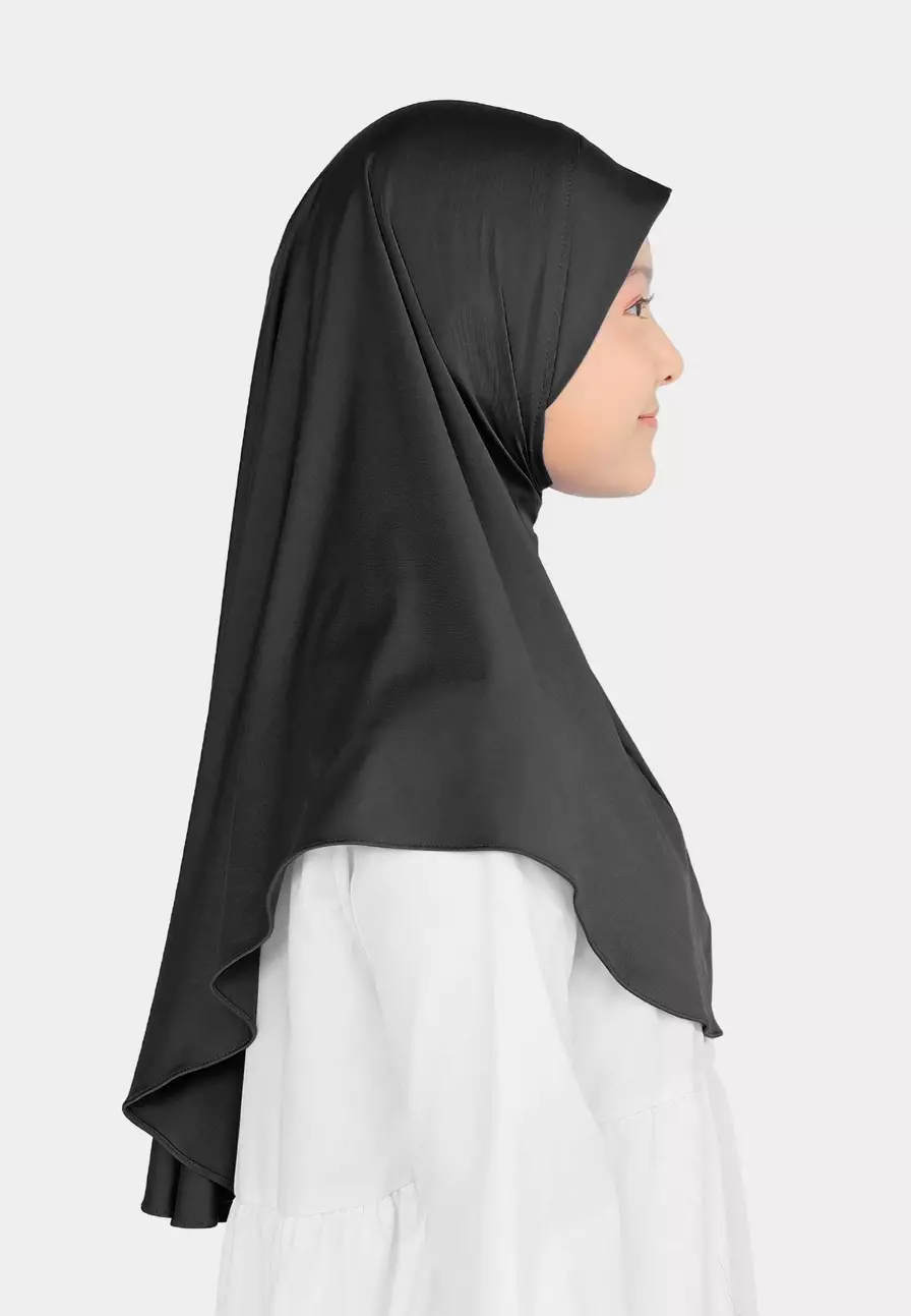 Cotton Bee - Atiyah Bergo Anak | Hijab Instan Anak - Black Onyx - XL