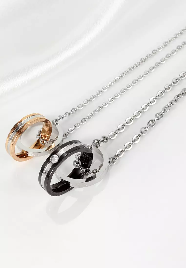 Couples Pendant Necklace Set