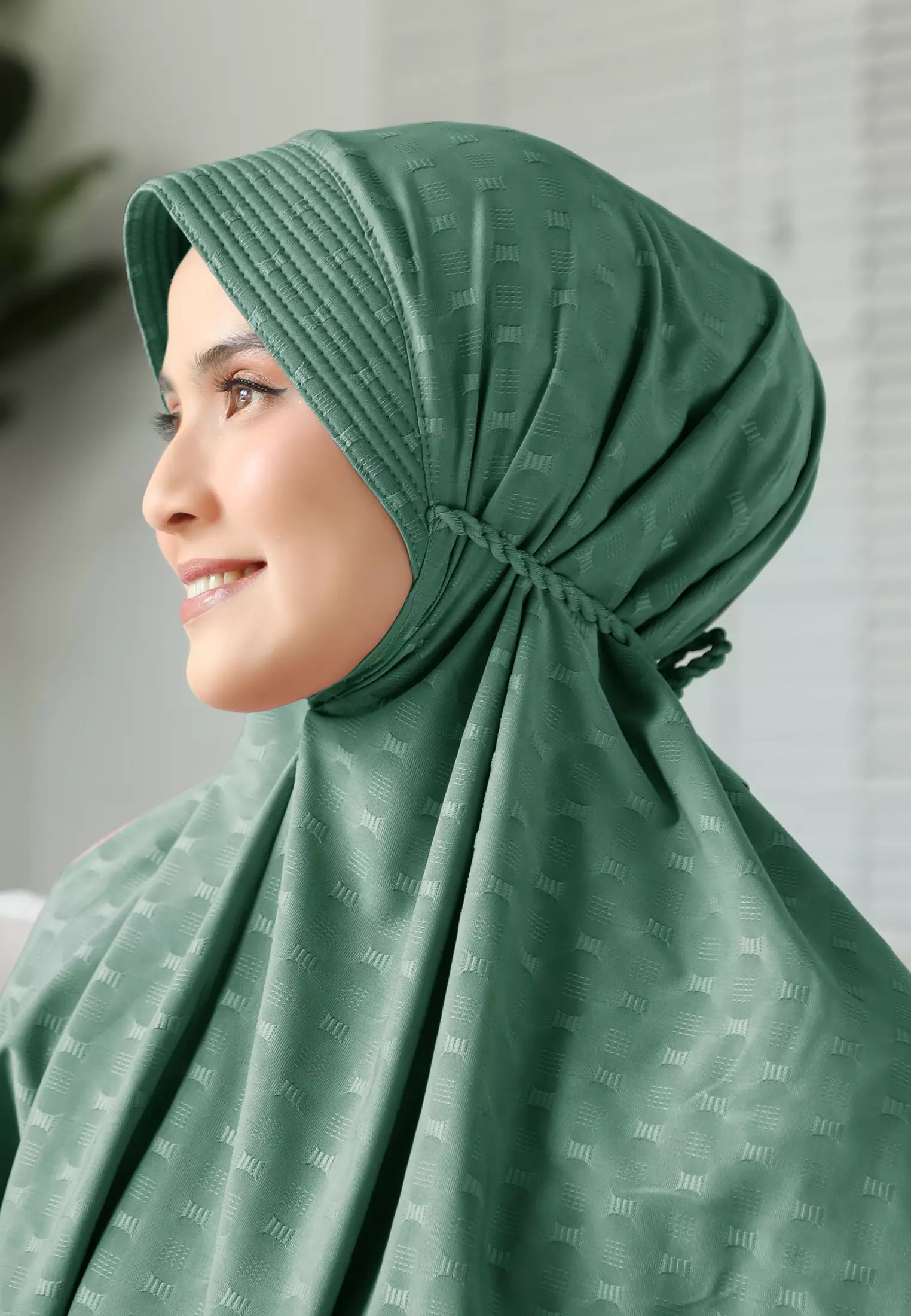 Zelena - Saba Embossed Bergo | Hijab Instan Tali | Bergo Tali Jersey - Bottle Green
