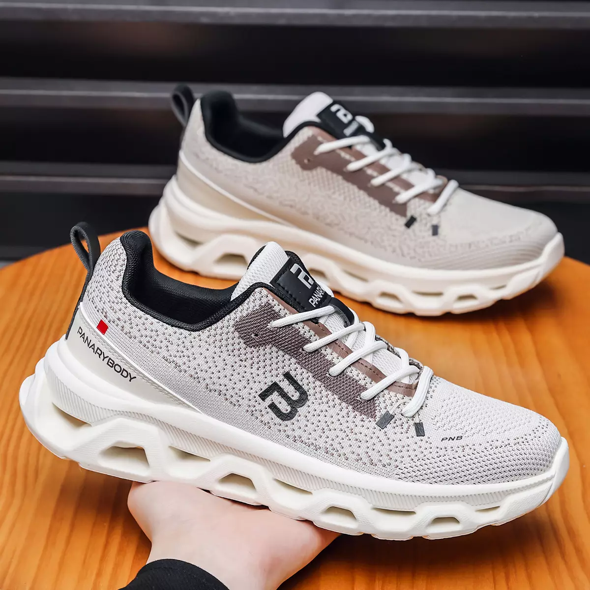 LURAD Sneakers Pria Breathable Bahan Mesh Textile QNW520