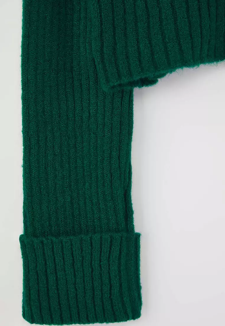 Oversized Collar Cardigan
