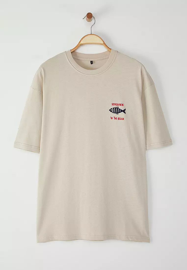 Short Oversized T-Shirt