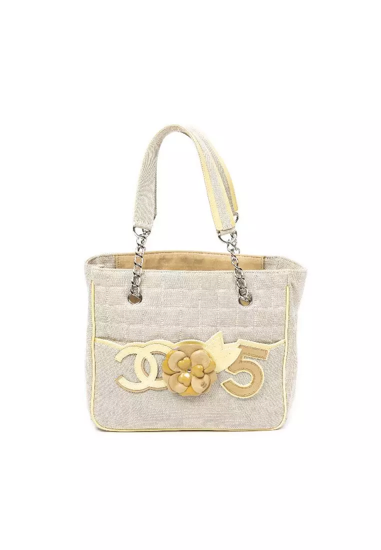 Chanel no deals 5 handbag size
