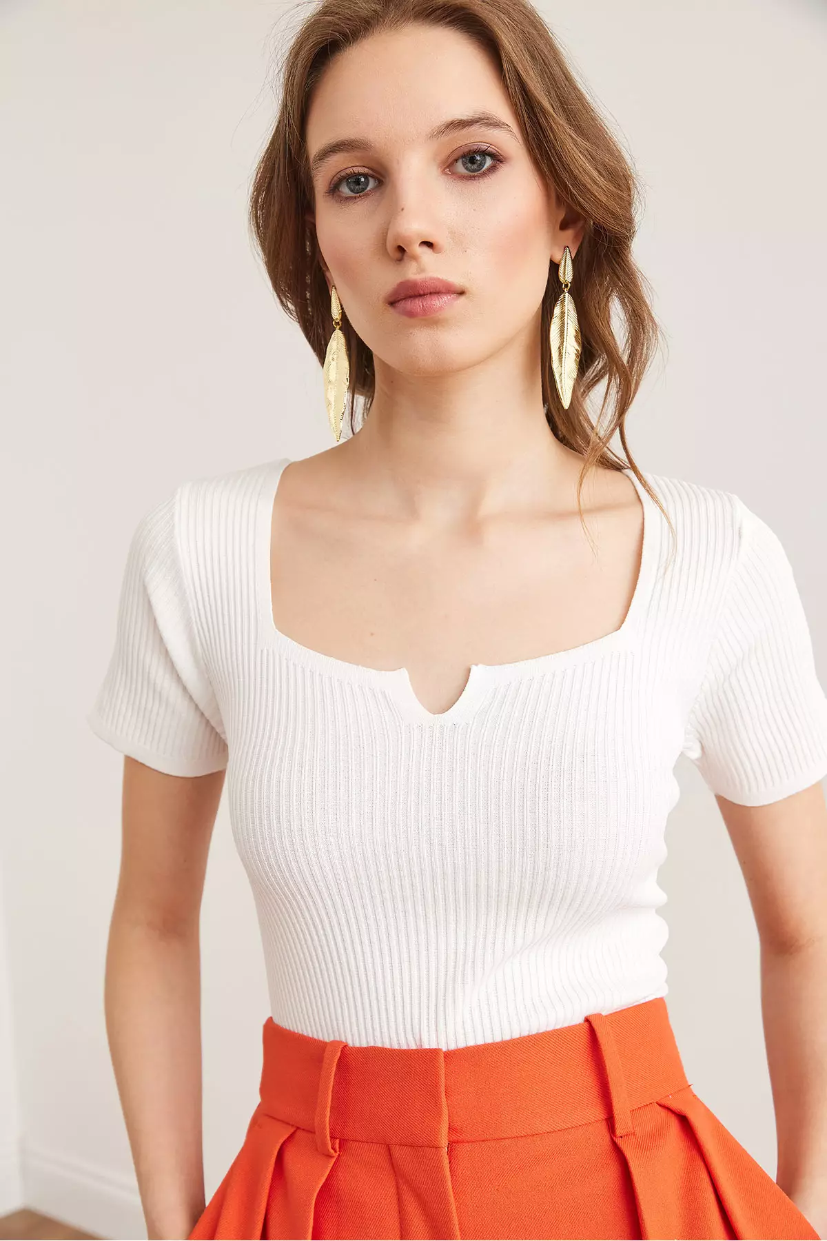Women'S White Collar And Sleeve Cutout Detailed Knitwear Blouse Blz- 19002884