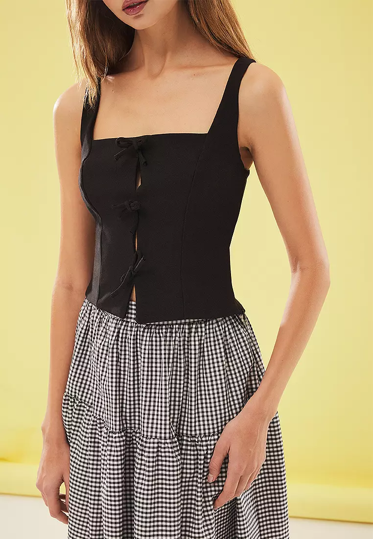 Bow Detail Sleeveless Top