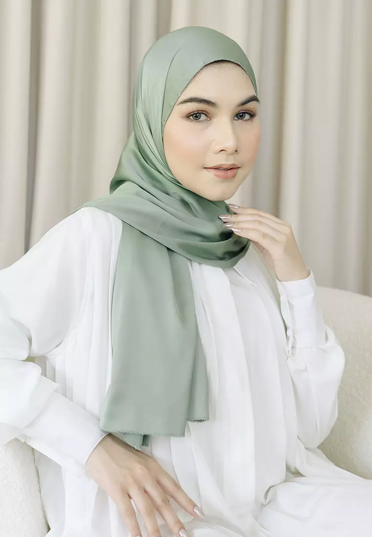 Medina Eyelash Shawl Green Pastel