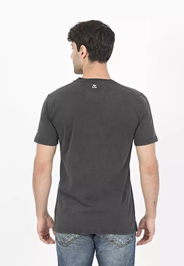 LGS - Kaos Grafis Casual Pria - Sablon Tulisan Dare To Begin - Katun - Warna Hitam - Slim Fit - JTS.322.G3550F.01.C