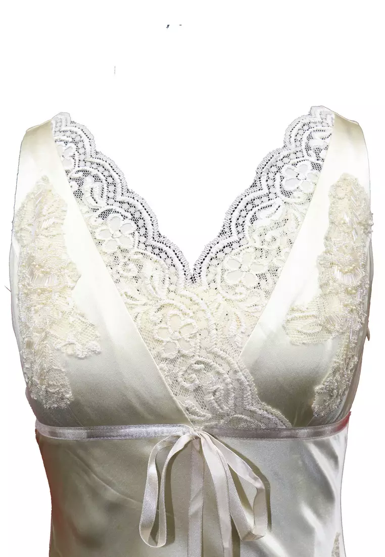 Romantic Silk Satin Lace Appliques Beaded Party Dress