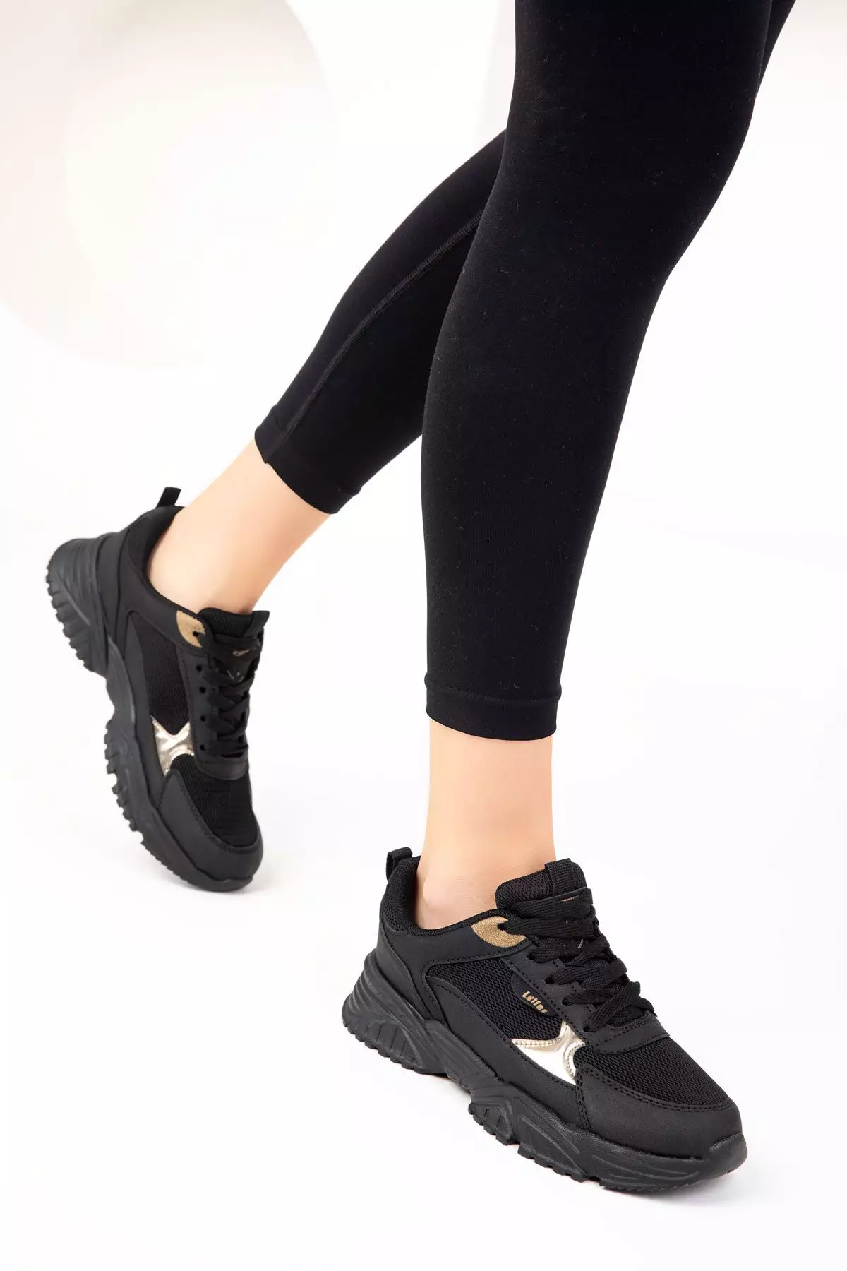 Discount on Soho  shoes - SKU: Black/Gold/Black Sneakers