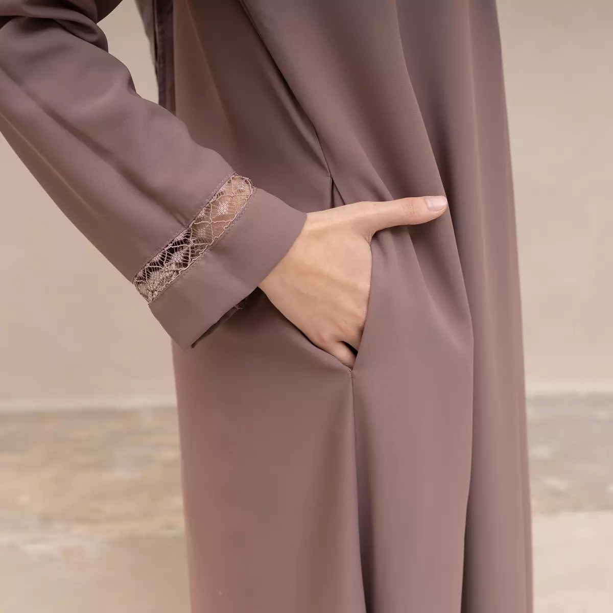 EPC Abaya Samira - Woodrose - Moonlit Elegance Series