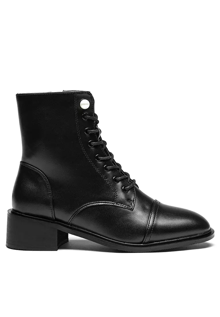 Discount on Twenty Eight Shoes  shoes - SKU: Round Toe Lace Up Martin Boots Th039-1