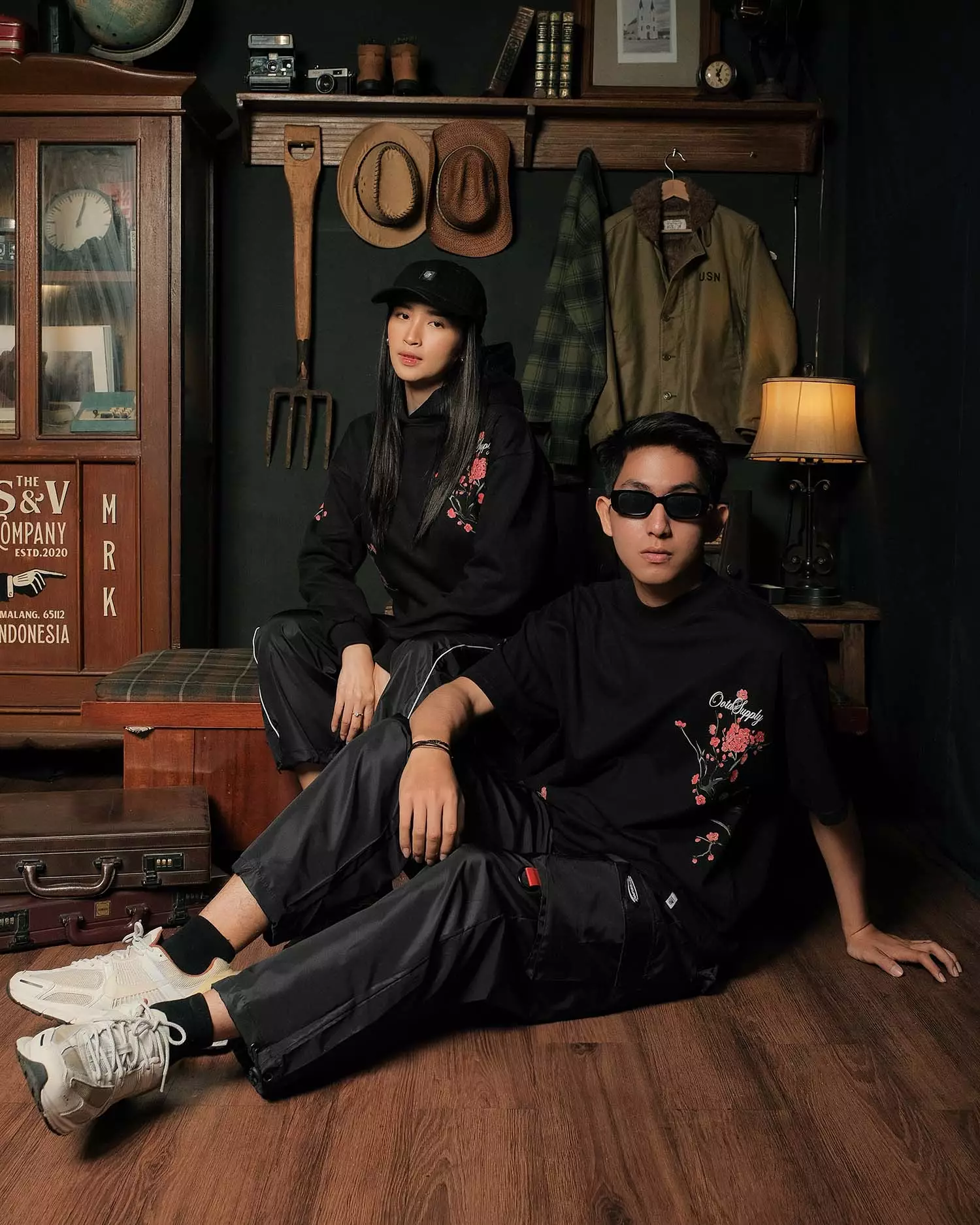 OOTDSUPPLY Boxy Fit Oversize Nook Sakura Black & White l Tshirt Boxyfit l Kaos Boxy OVZBX030