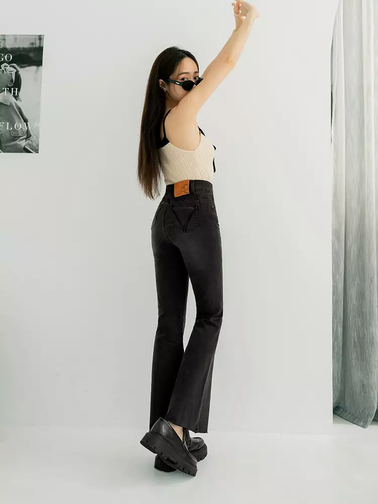 視覺細-5KG．腰鬆緊刷色小喇叭牛仔顯瘦褲《BA7595》