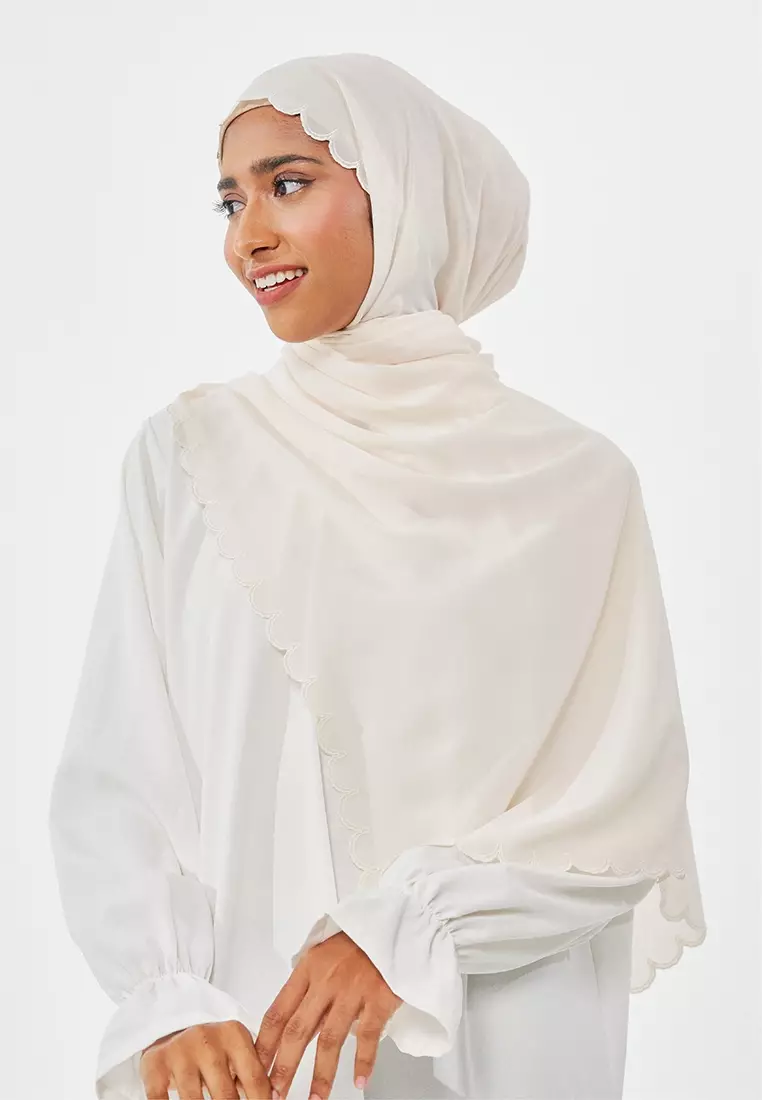 UMMA Sulam Delima Scarf in Cotton White 2024 Buy UMMA Online