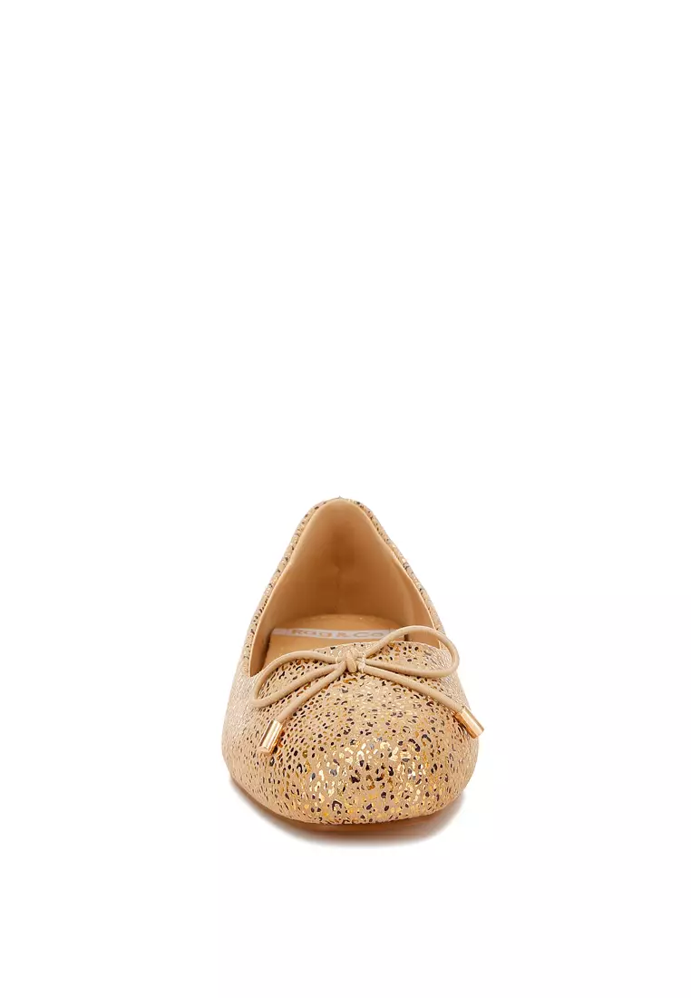 Bow Detail Embossed Suede Ballerinas Gold
