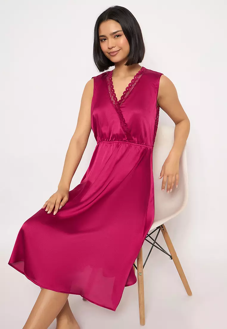 Clovia Backless Night Dress in Magenta - Satin