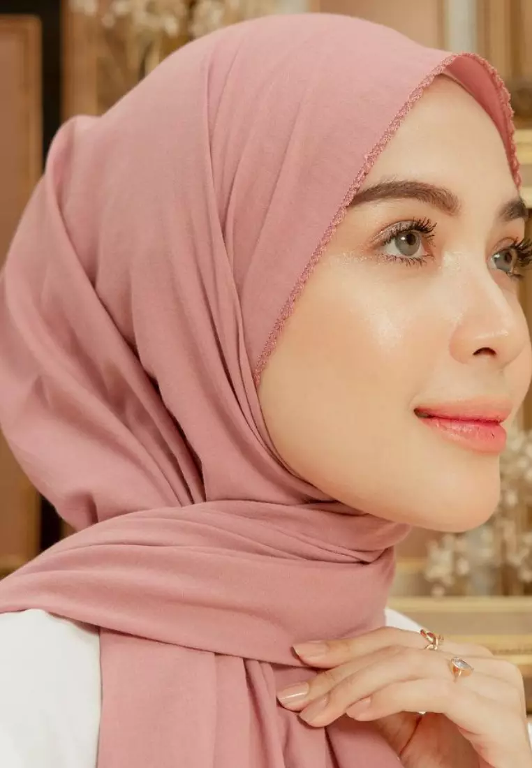 Embroidery Signature Shawl Soft Lilac