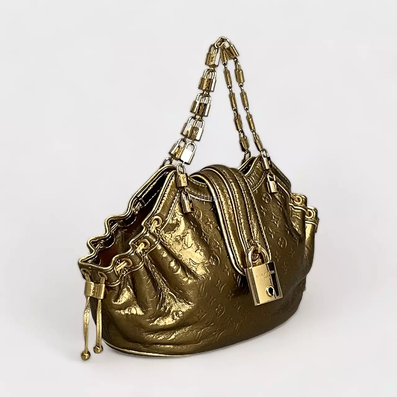 Louis vuitton theda 2025 pm
