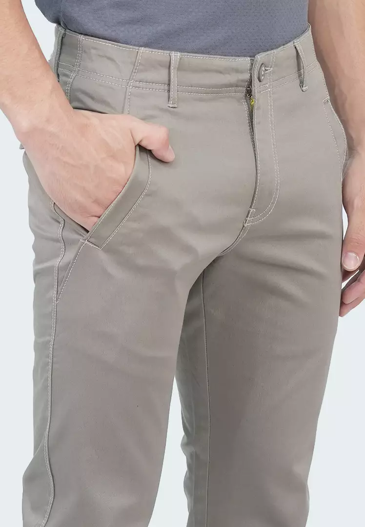 LGS - Celana Chinos - Stretch Katun - Khakis - CCT.568.S057.002.C