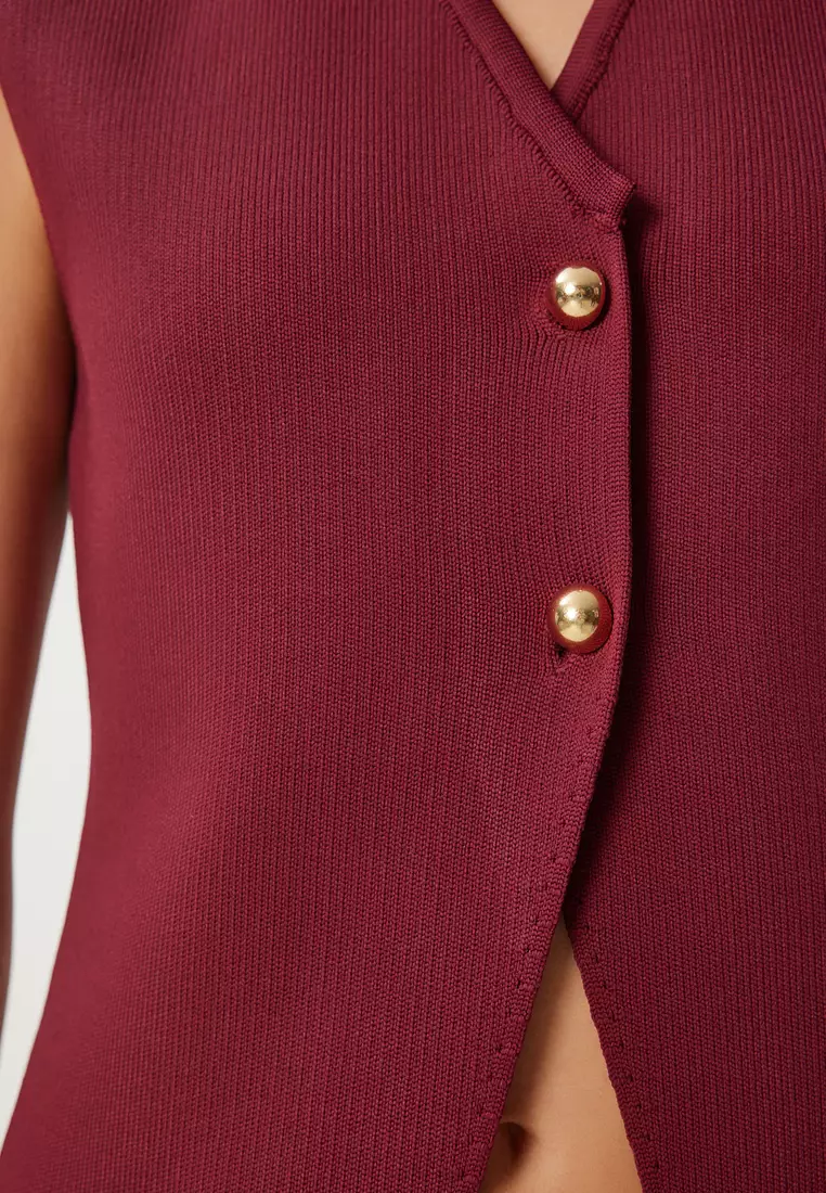 Buttoned Vest