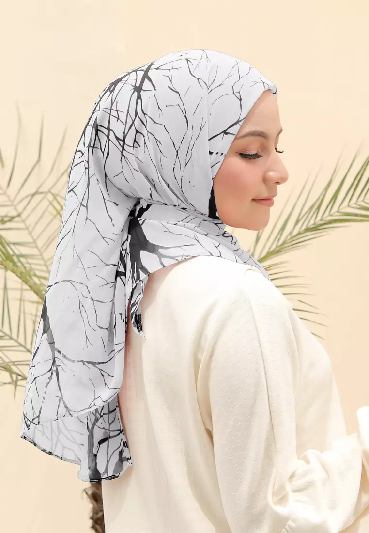 Zelena - Geralyn Printed Hijab | Segitiga Motif - Snowflake