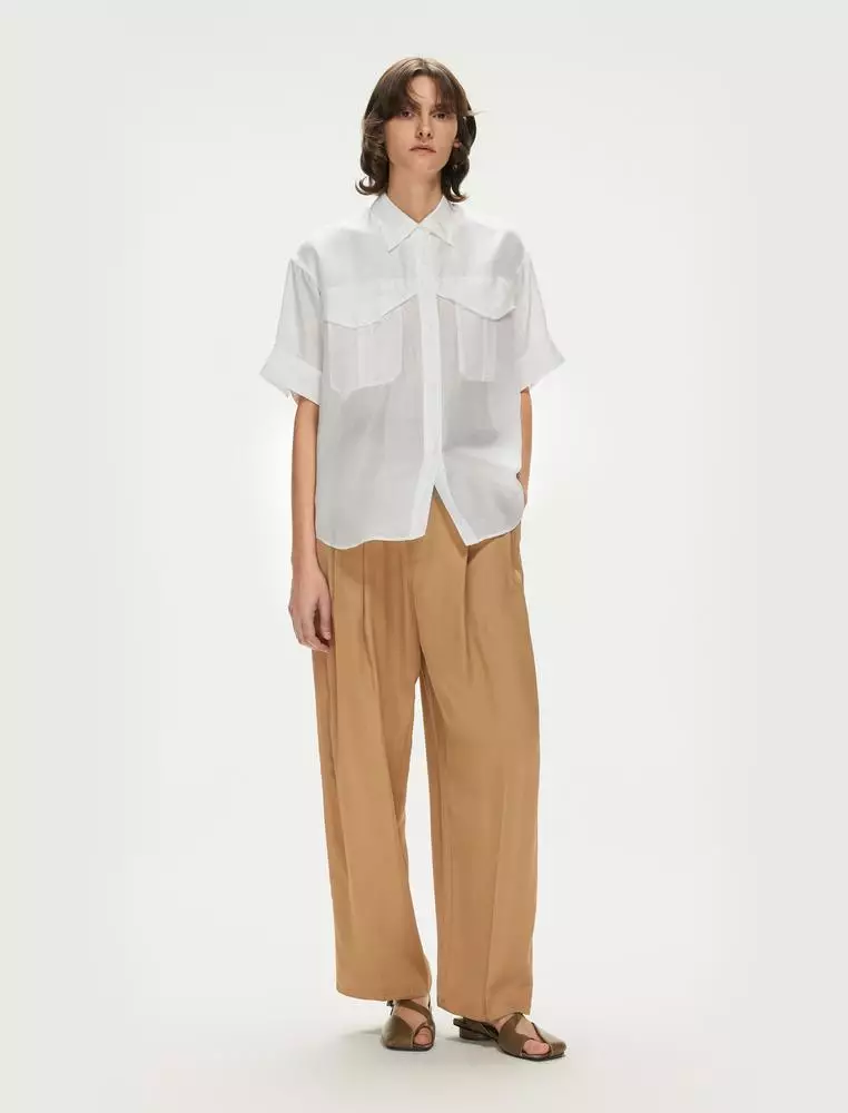 Short-sleeved shirt