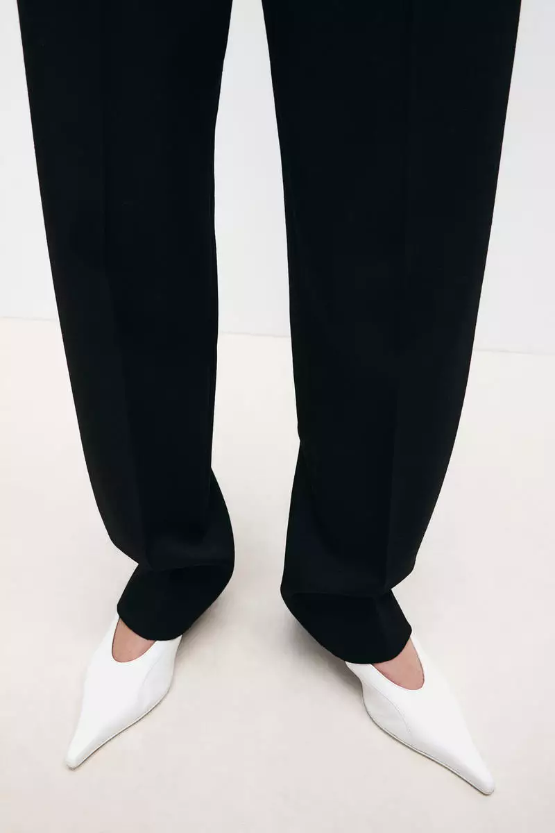 Tailored wool trousers 