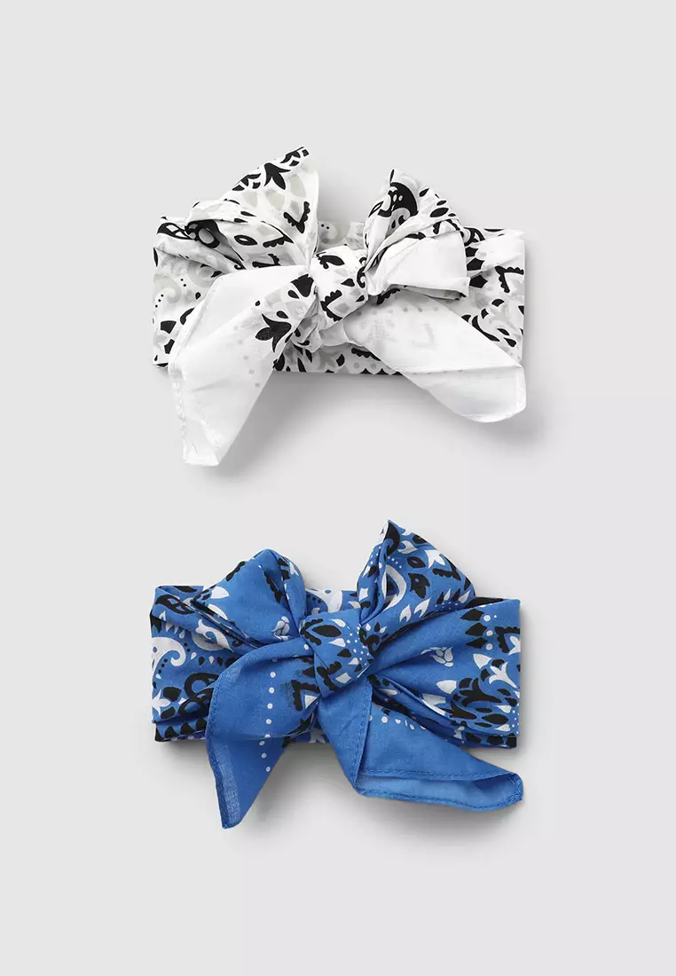 Woman Scarves/Foulard