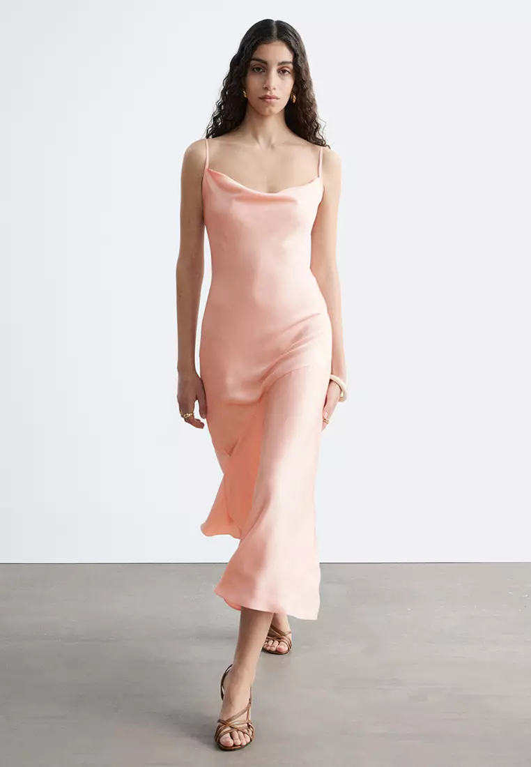 緞面吊帶中長連身裙