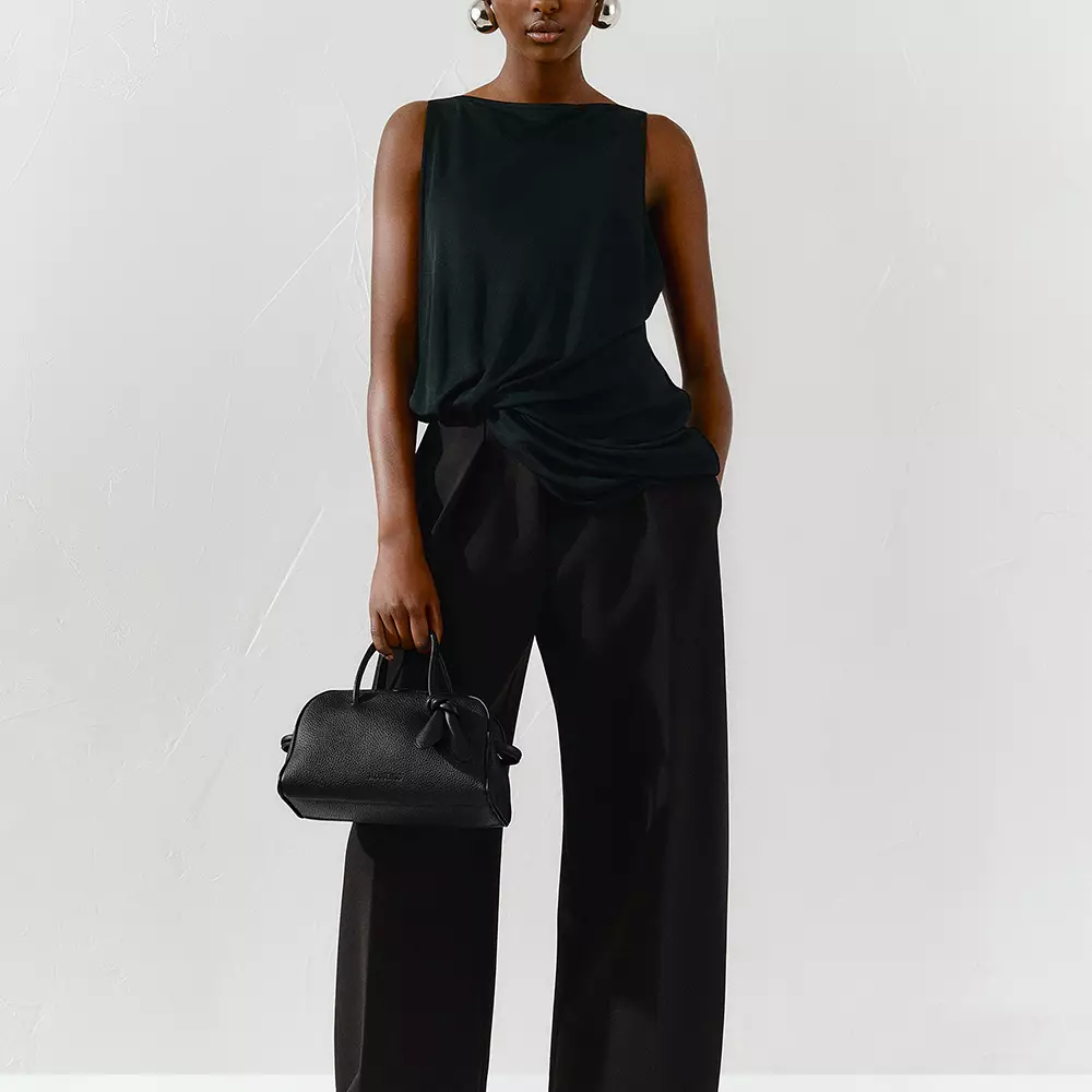 Le Turismo Grained Small Soft Bowling Bag Black