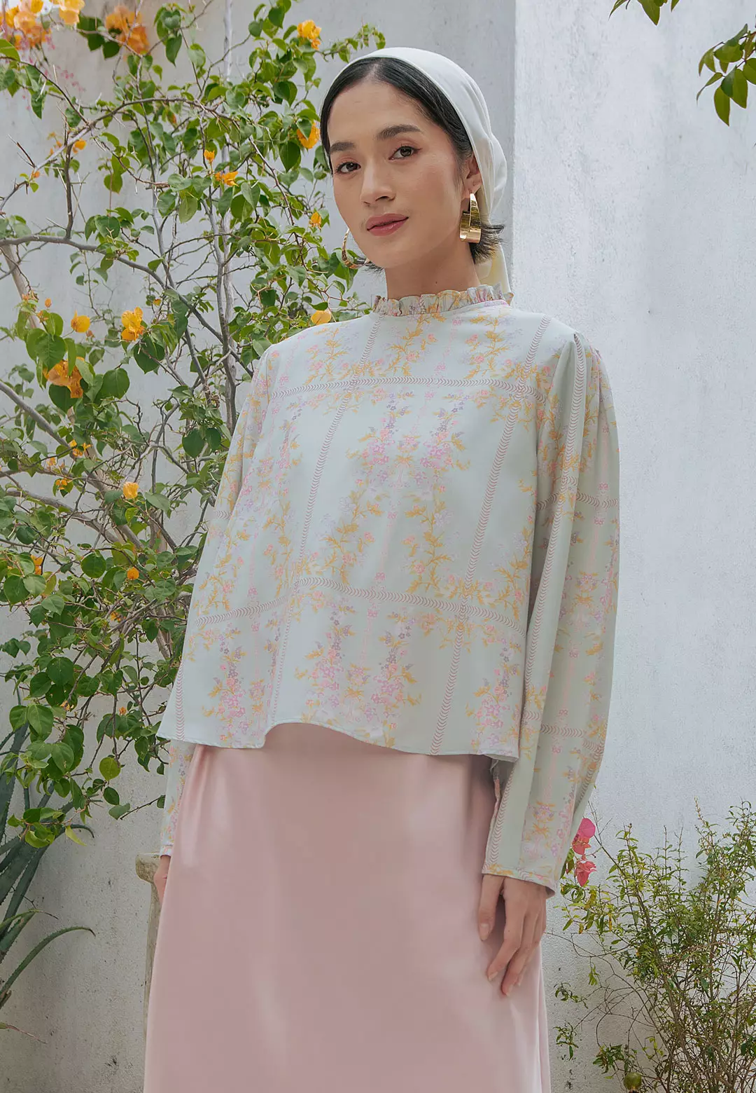 HijabChic Evanore Mist Blue Top - Blouse Lebaran Wanita Motif Bunga Pastel