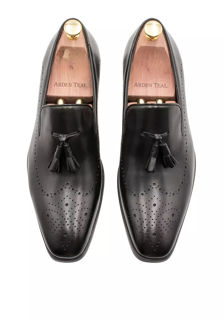 Pergamino Black Tassel Loafer