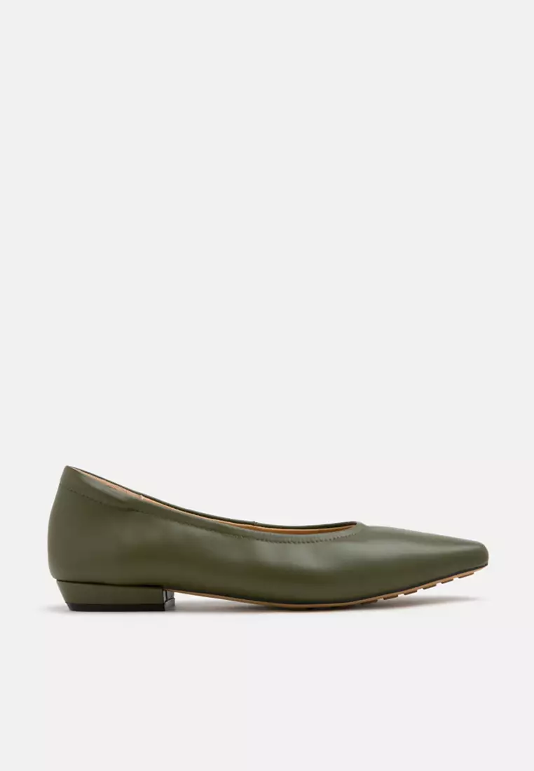 Discount on Pazzion  shoes - SKU: Liz Matte Low Block Flats Green