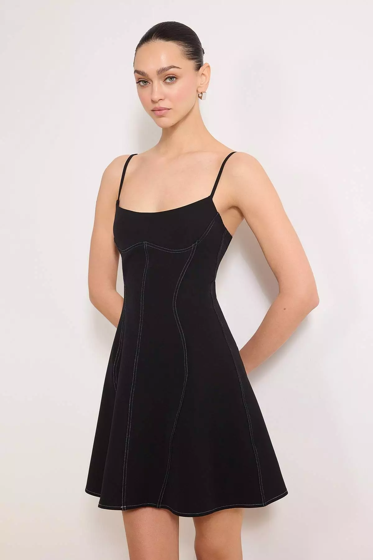 Trendyol Black Mini Contrast Stitching Detailed Stretch Woven Dress  Twoss26El137 2026 | Buy Trendyol Online | ZALORA Hong Kong