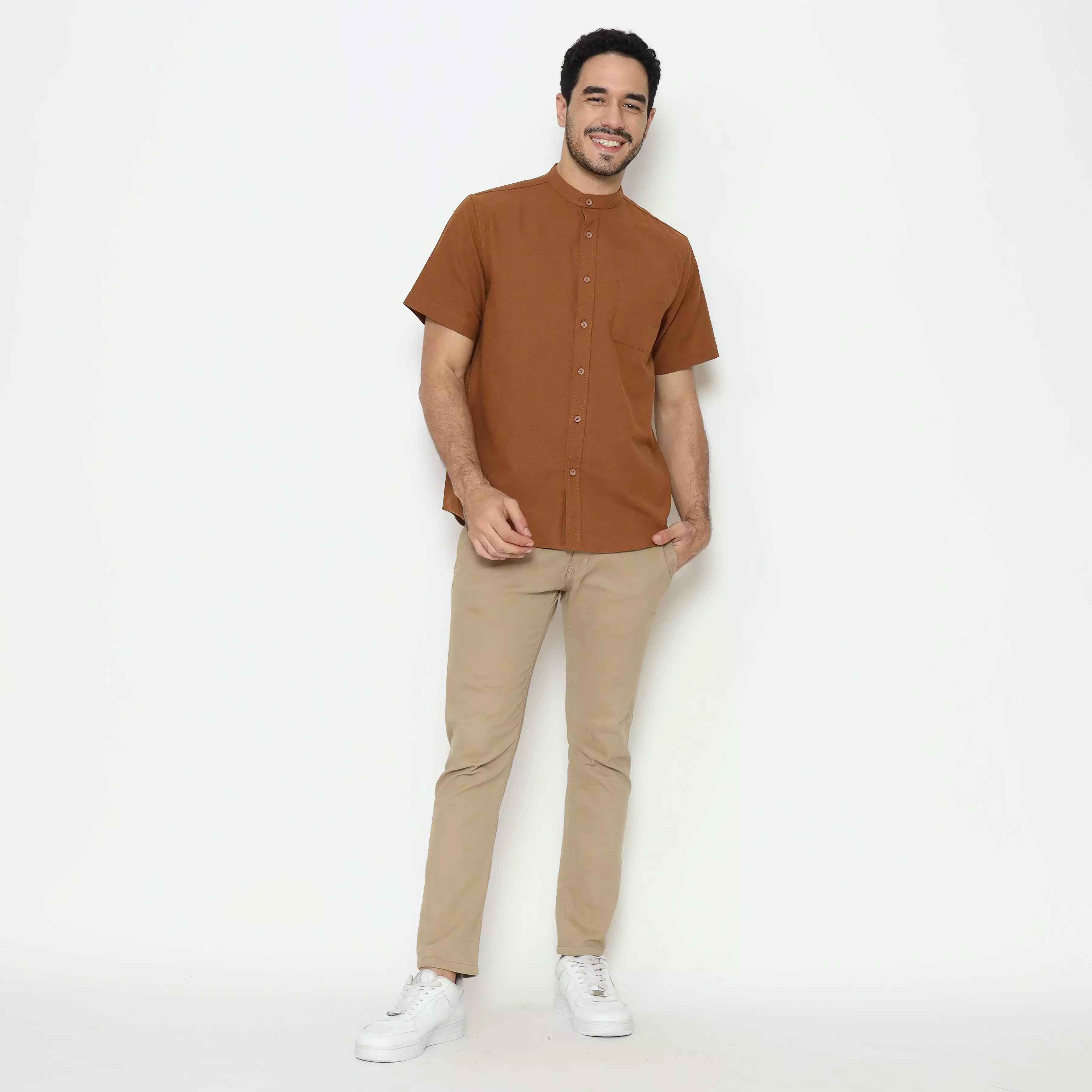 AMK Kemeja Pria Lengan Pendek SHG Satria S/S Brown