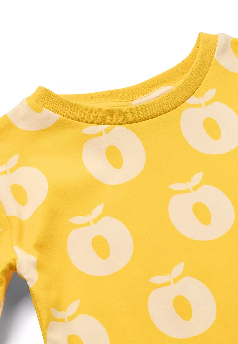 Jubilee nightwear set with apples