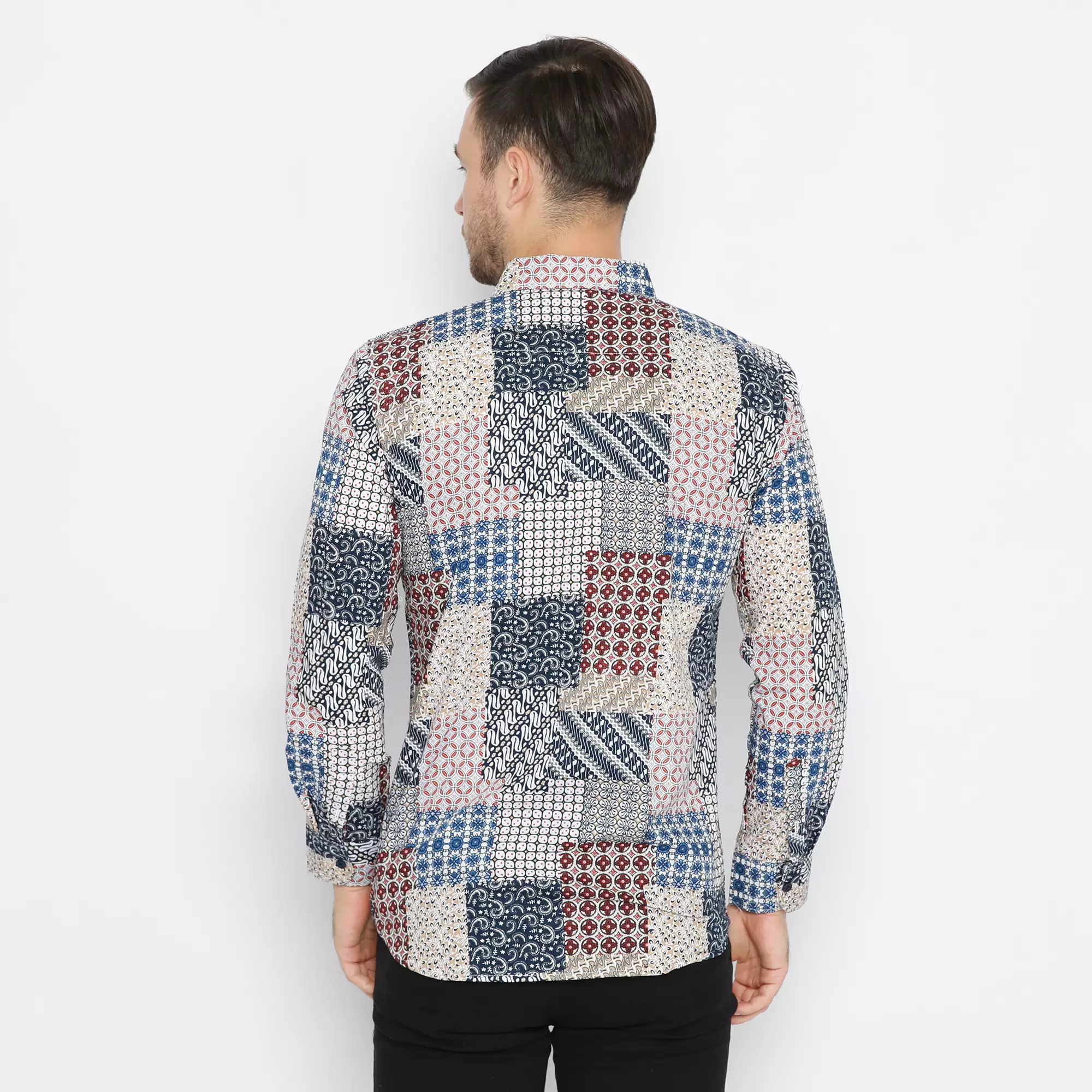 Platini Kemeja Batik Pria Lengan Panjang Biru 460488