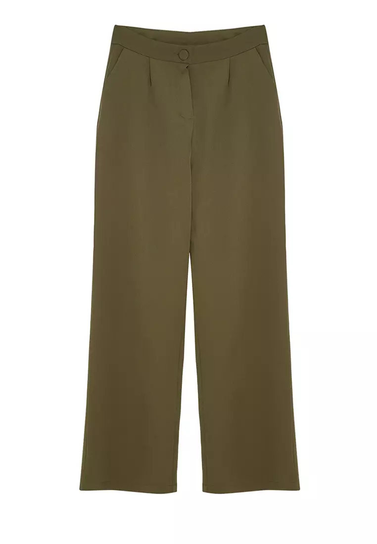 Wide Leg Pleated Trousers