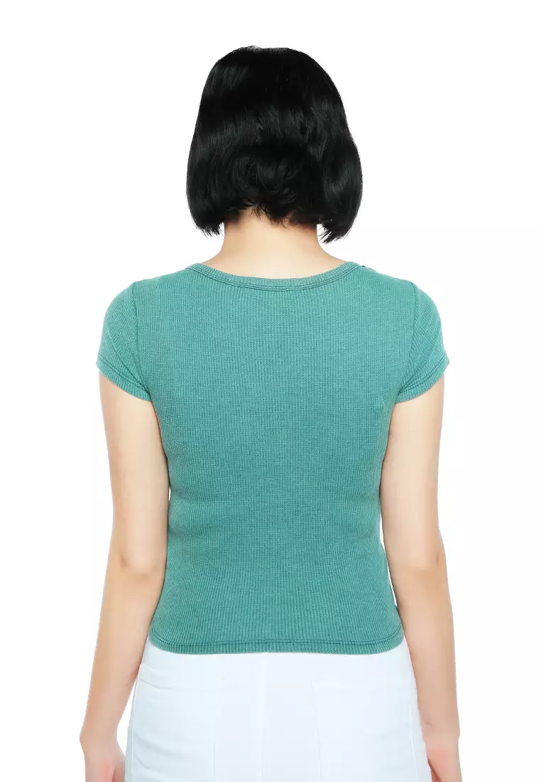 Kancing Hijau Tua Atas Rajutan