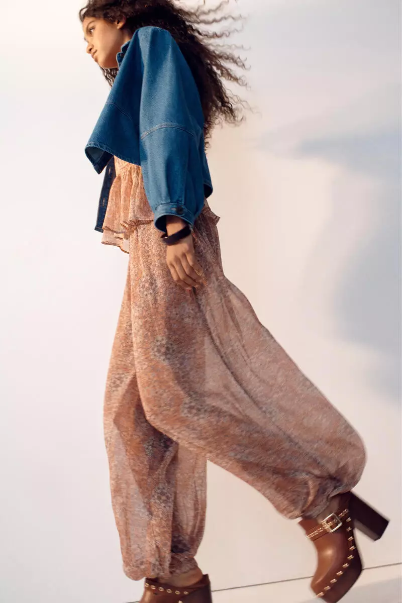 Balloon-leg pull-on trousers