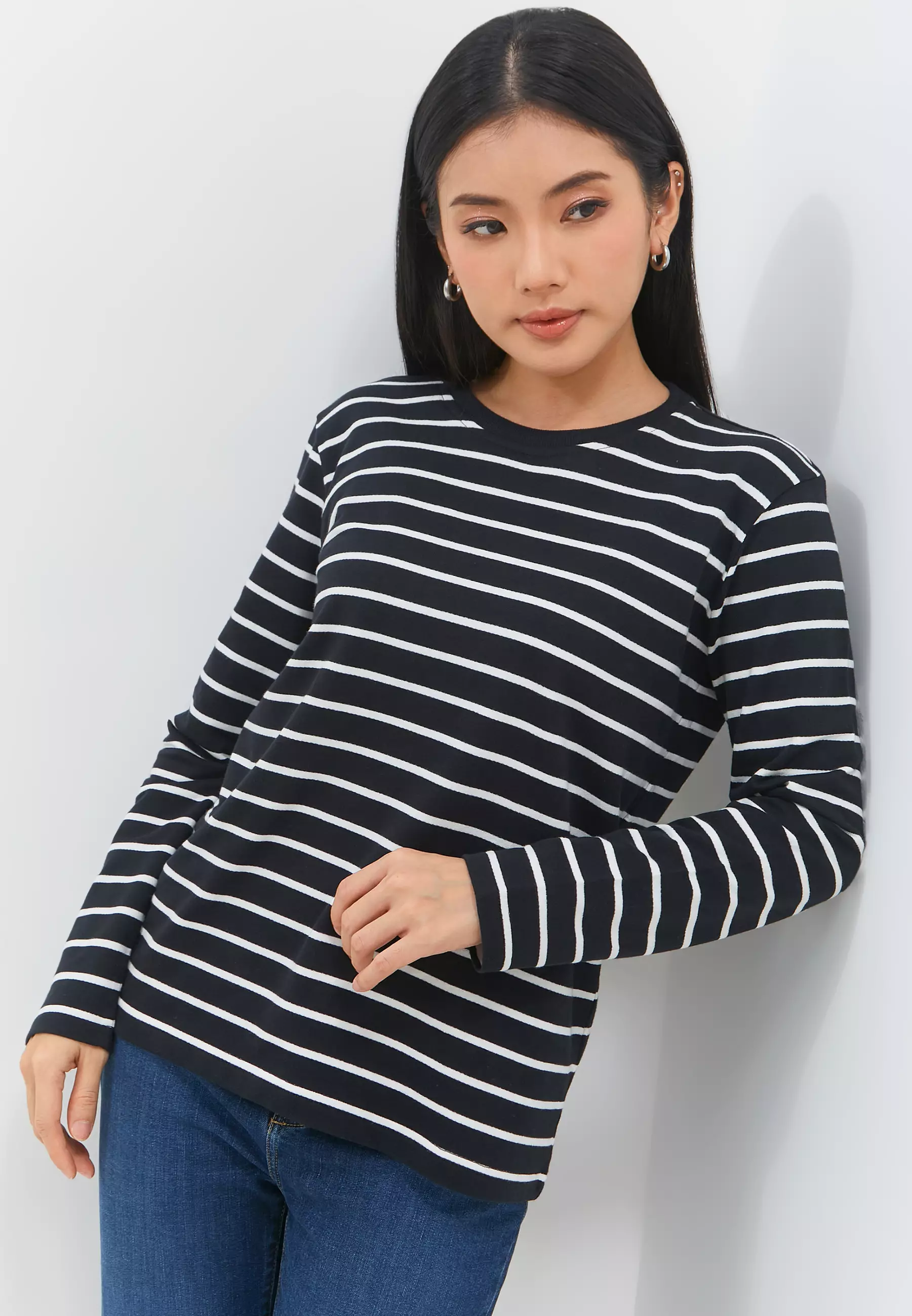 Hyein Black T-Shirt (G.71220)