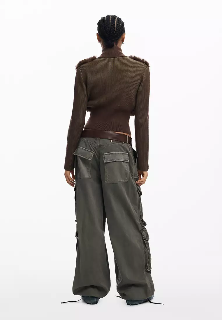 KNIT SWEATER WITH FUR