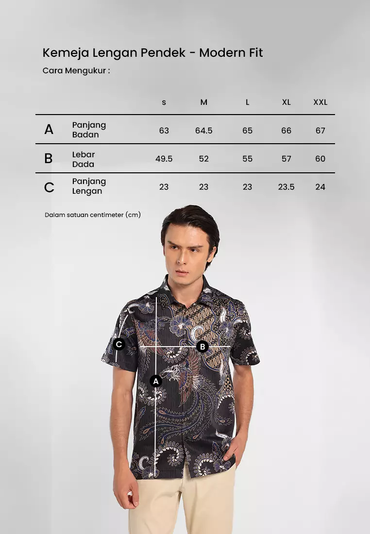 MANZONE - Kemeja Batik Lengan Pendek Pria Rayya Modern Fit - Black Warna Black