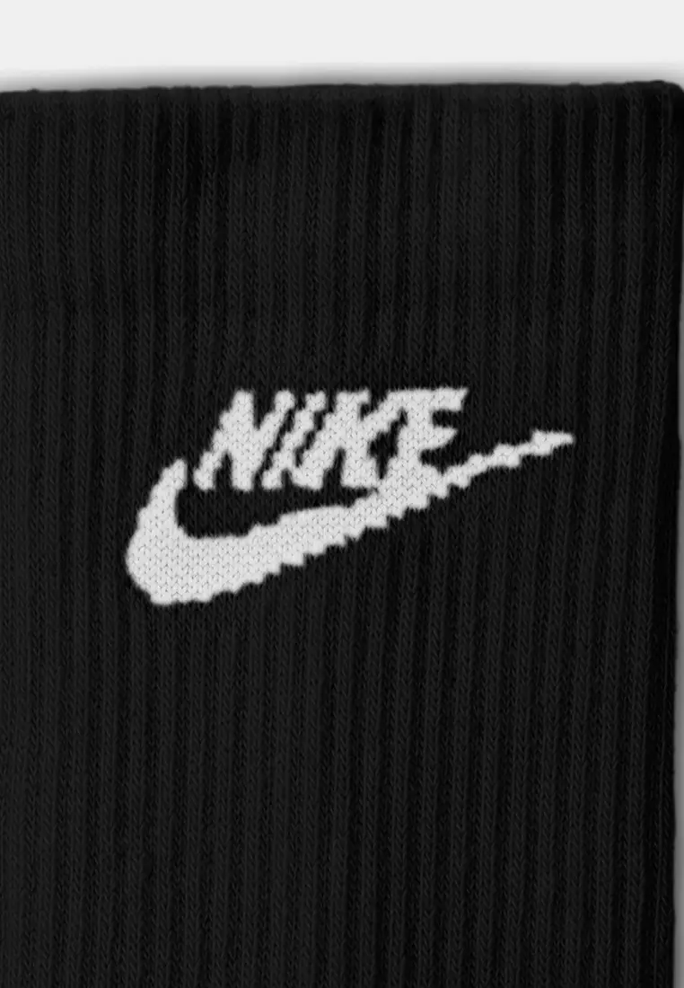 Everyday Elevated Unisex Crew Socks (3 Pairs)