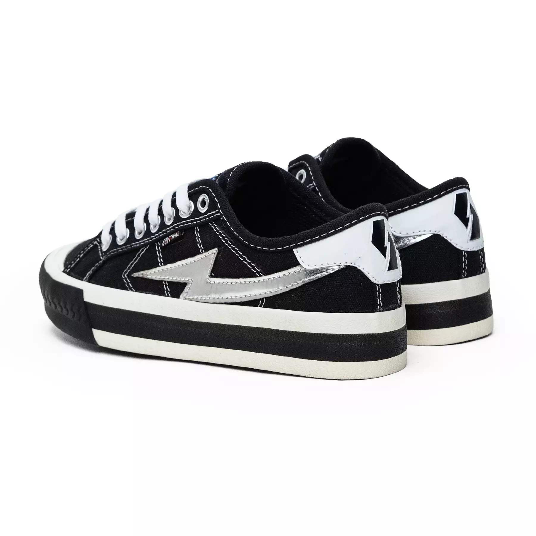 SABA Titan Low PRO Ice Black White - Sepatu Sneakers Casual Pria Wanita